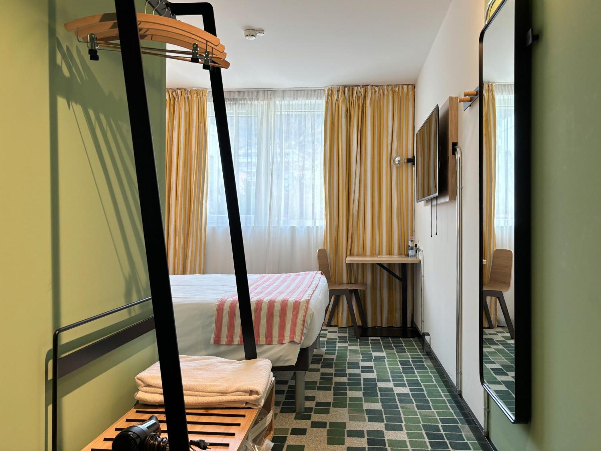 Nonanteneuf Appart Hotel Sierre - Contactless Check-In Bagian luar foto