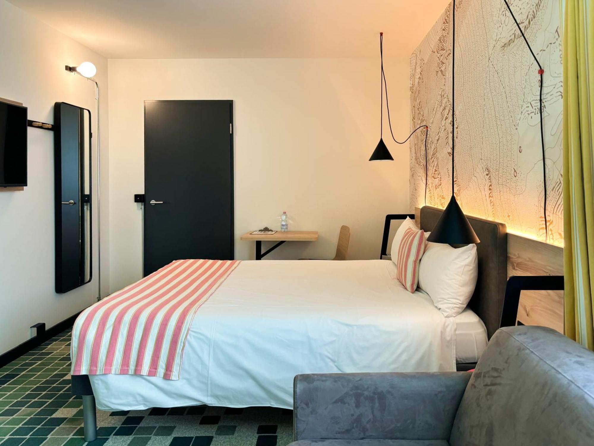 Nonanteneuf Appart Hotel Sierre - Contactless Check-In Bagian luar foto