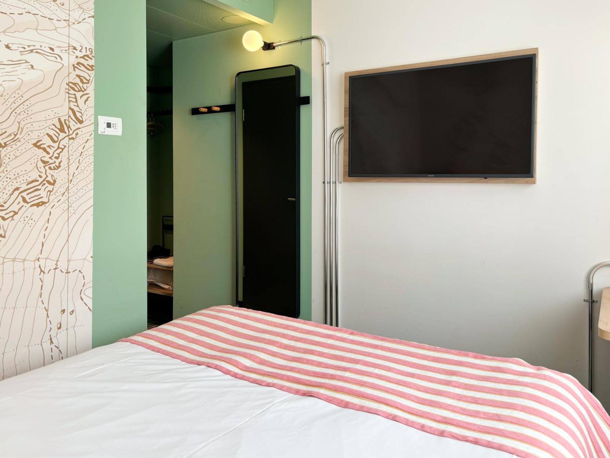Nonanteneuf Appart Hotel Sierre - Contactless Check-In Bagian luar foto