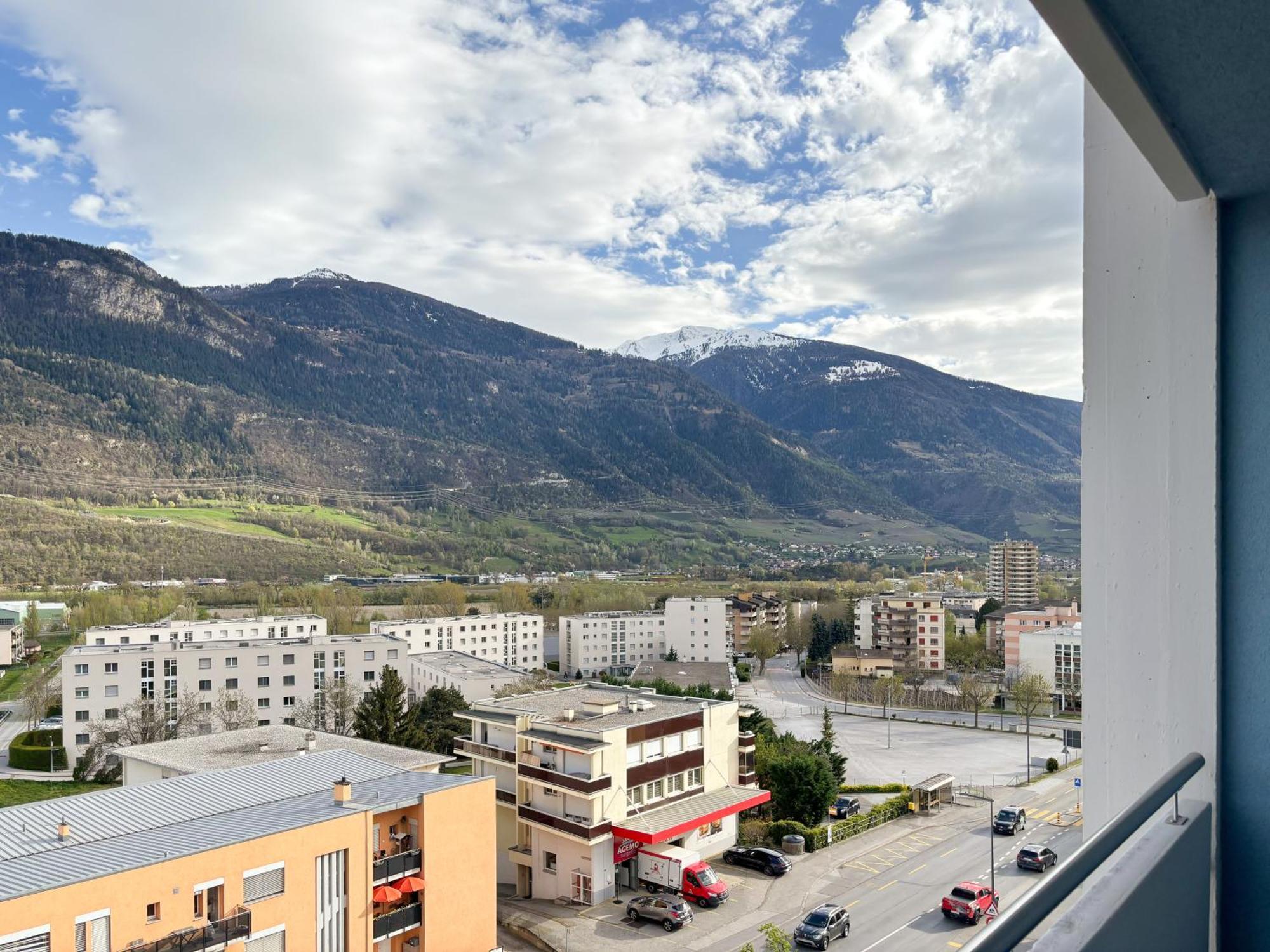 Nonanteneuf Appart Hotel Sierre - Contactless Check-In Bagian luar foto