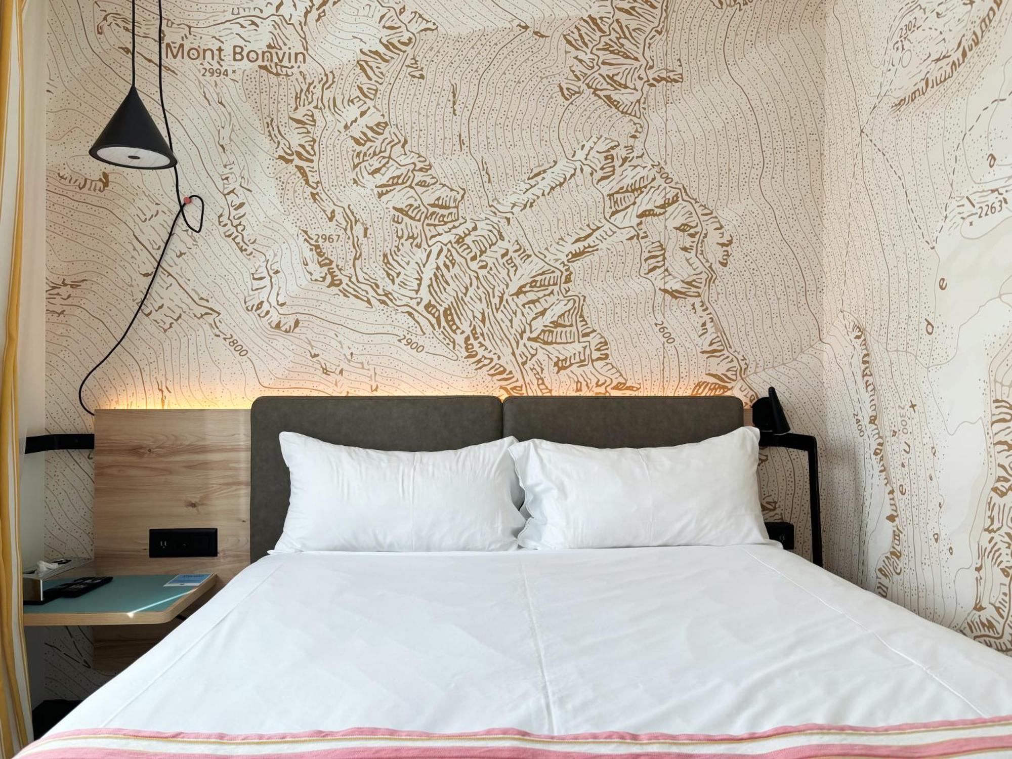 Nonanteneuf Appart Hotel Sierre - Contactless Check-In Bagian luar foto